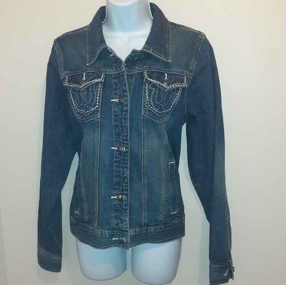 Wrangler Blue Denim Jacket. π¨π¦ Size Medium